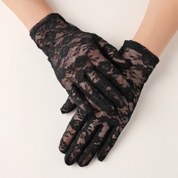 Кружевные перчатки